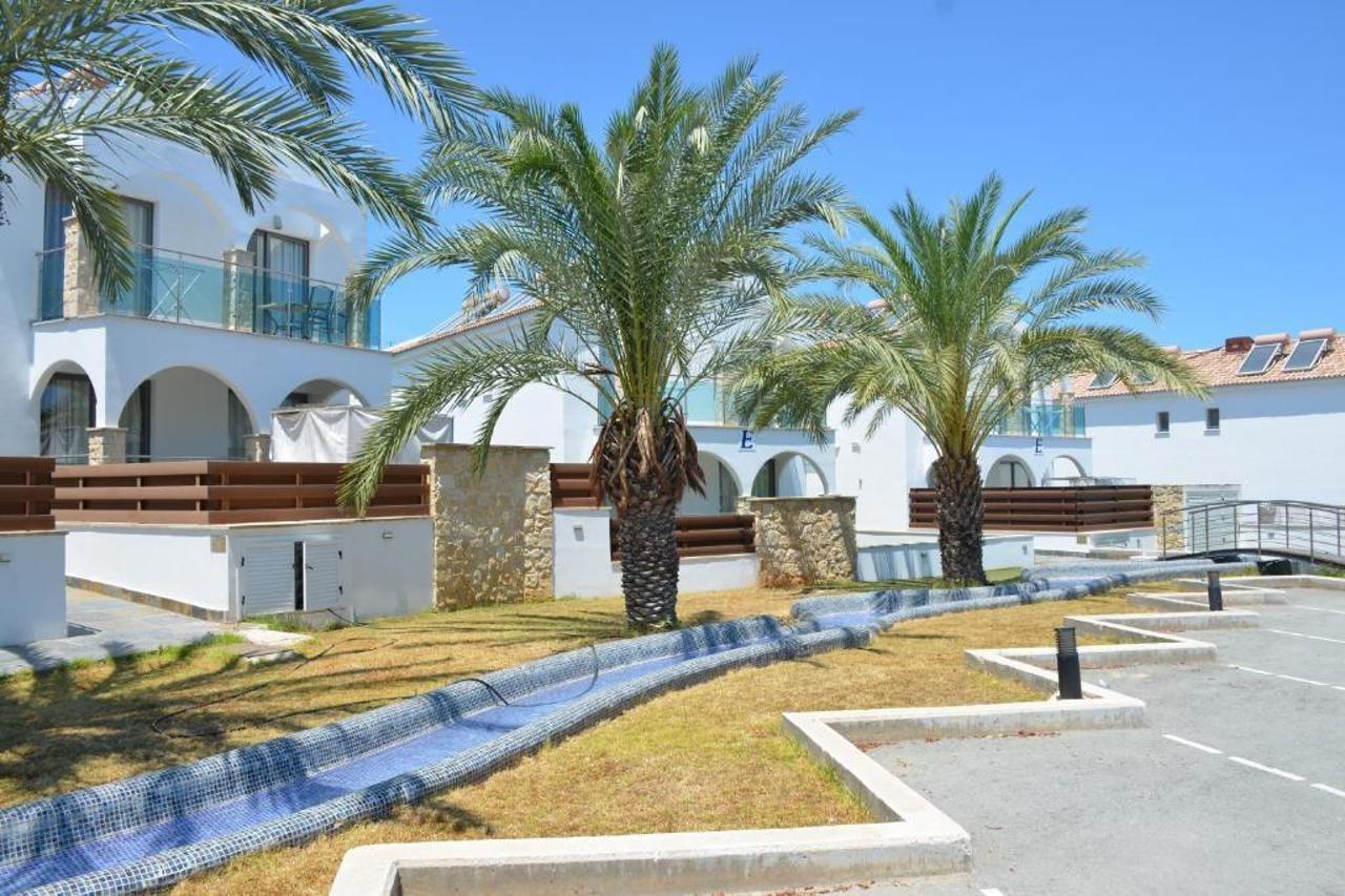 Latchi Escape Hotel And Suites Polis Exterior photo