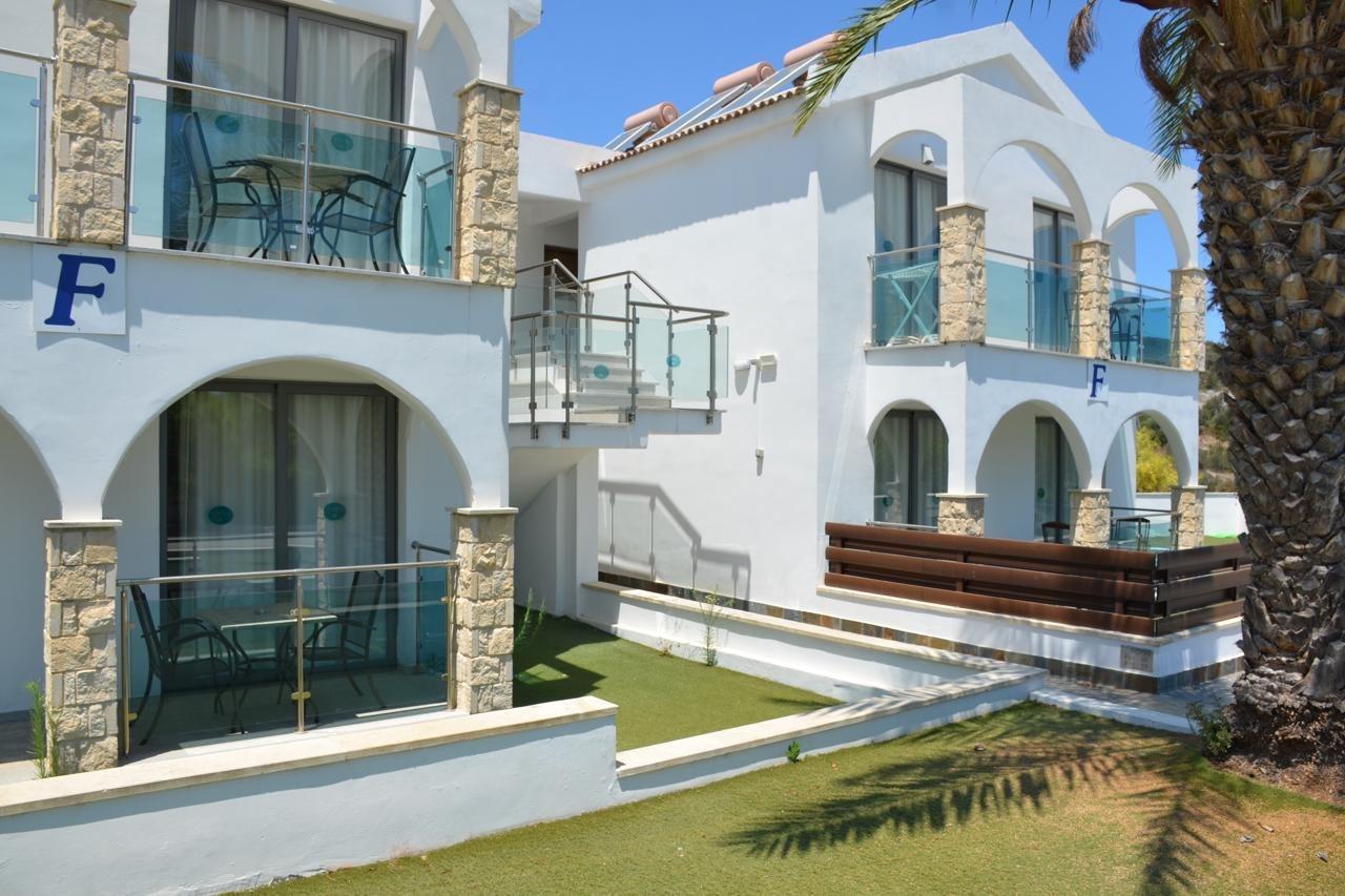 Latchi Escape Hotel And Suites Polis Exterior photo