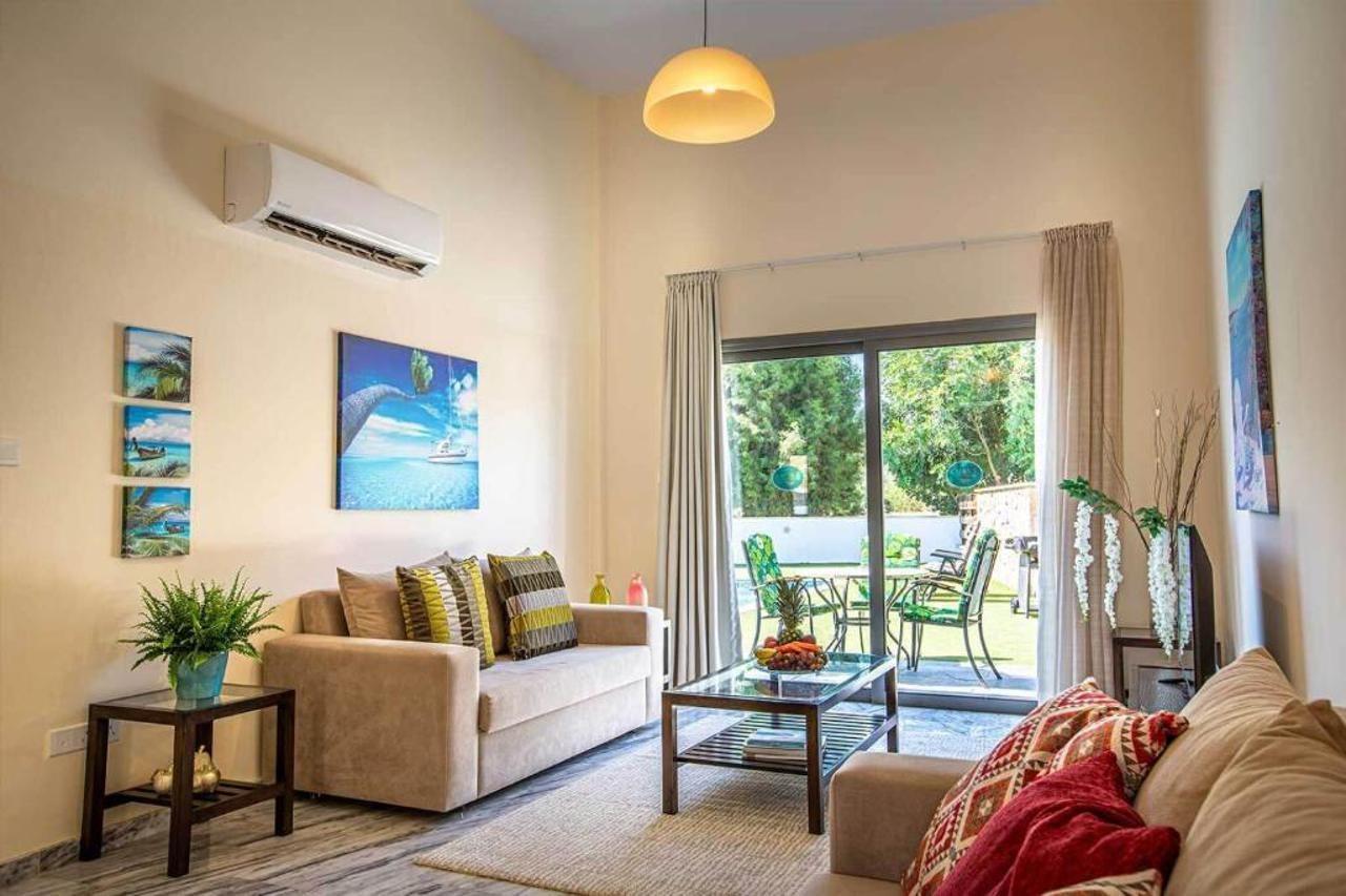Latchi Escape Hotel And Suites Polis Exterior photo