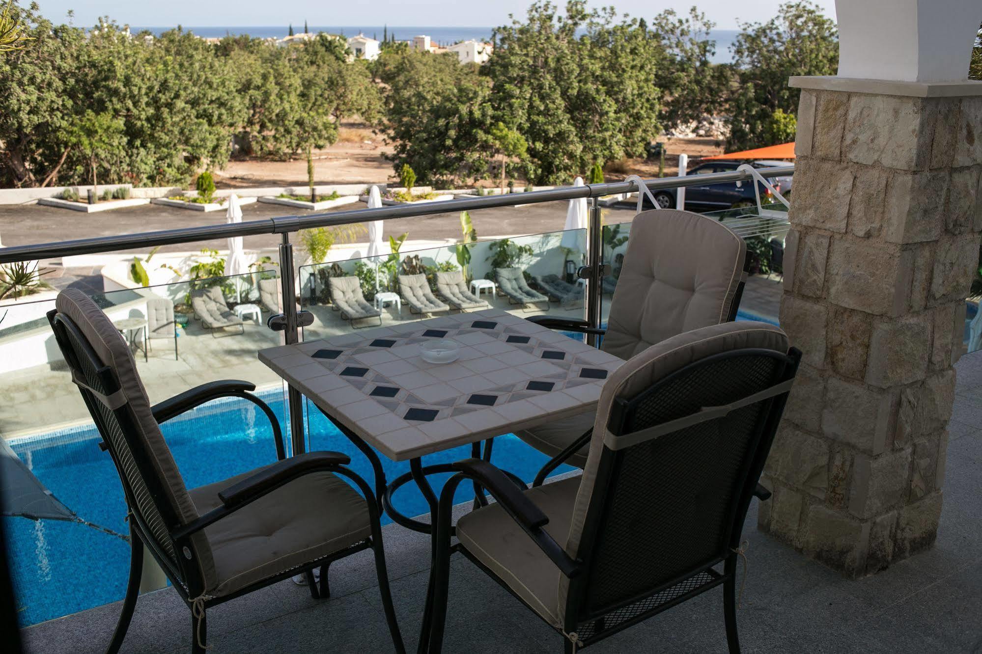 Latchi Escape Hotel And Suites Polis Exterior photo